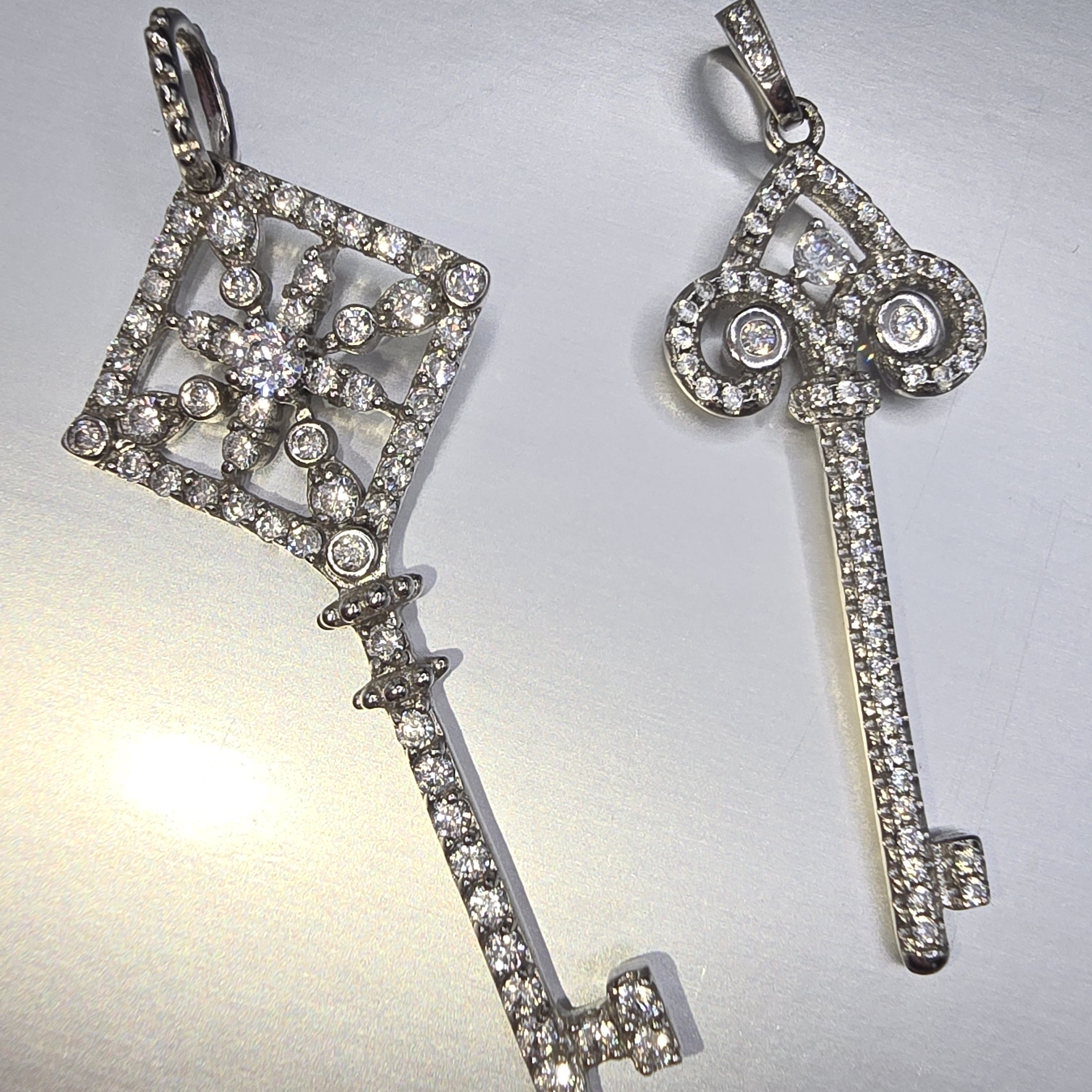 Sterling Silver Key Pendant Set